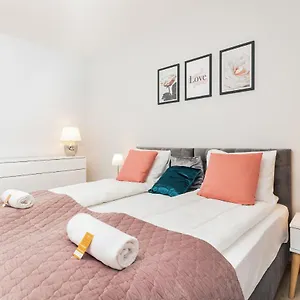 Center By Renters Gdańsk